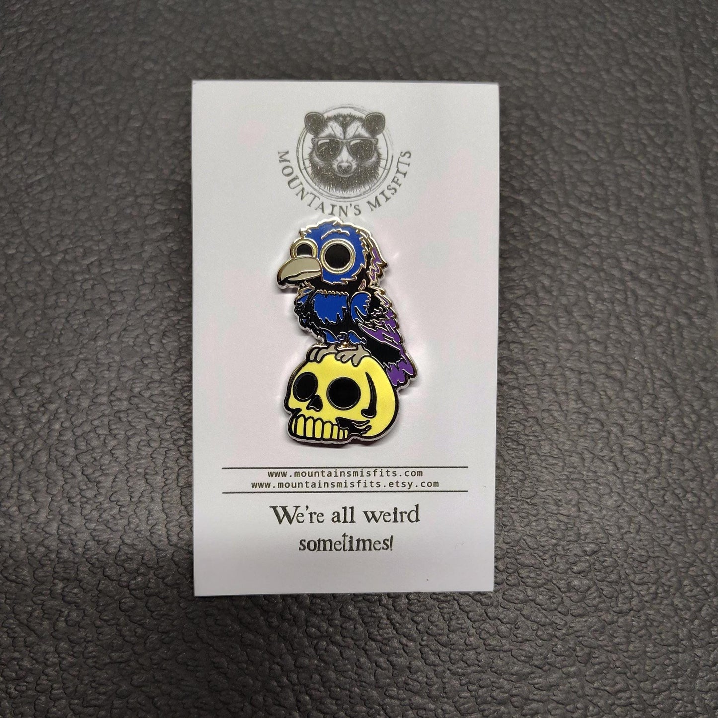 Raven W/ Skull Enamel Pin - Raven and Skull Pin
